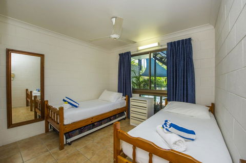 Magnetic North Apartment 1 - Sunshine Coast Tourism 9