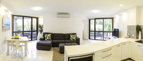Ocean Breeze Resort - Sunshine Coast Tourism 11