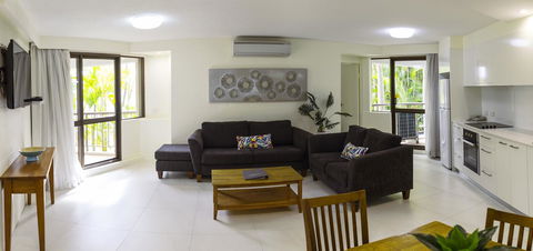 Ocean Breeze Resort - Sunshine Coast Tourism 5