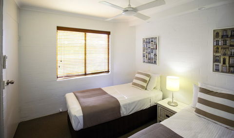 Ocean Breeze Resort - Sunshine Coast Tourism 4