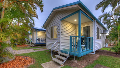 Alex Beach Cabins And Tourist Park - Sunshine Coast Tourism 35