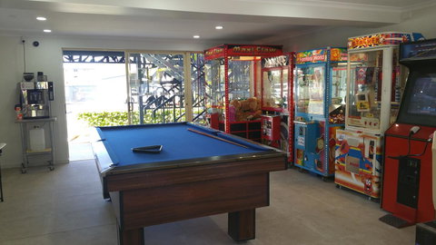 Alex Beach Cabins And Tourist Park - Sunshine Coast Tourism 14