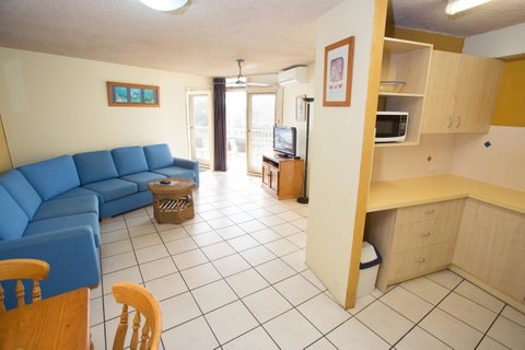 Northpoint Holiday Apartments - Sunshine Coast Tourism 7