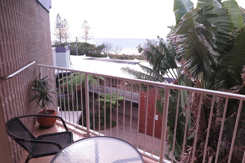 Northpoint Holiday Apartments - Sunshine Coast Tourism 9