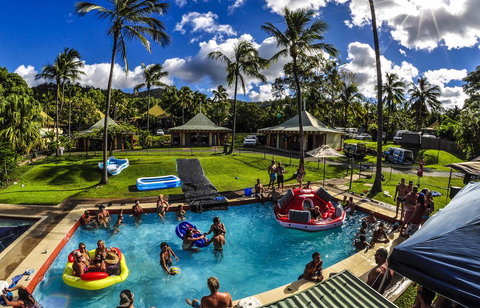 Nomads Airlie Beach - Holiday Sunshine Coast 0