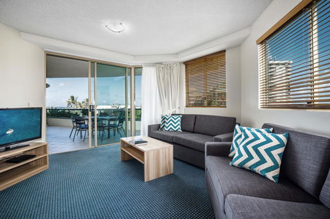 Landmark Resort - Sunshine Coast Tourism 9