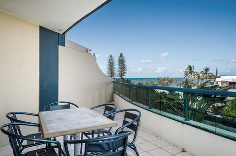 Landmark Resort - Sunshine Coast Tourism 6
