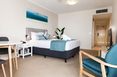 Ocean Views Resort Caloundra - Sunshine Coast Tourism 12