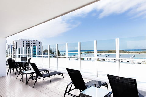Ocean Views Resort Caloundra - Sunshine Coast Tourism 9