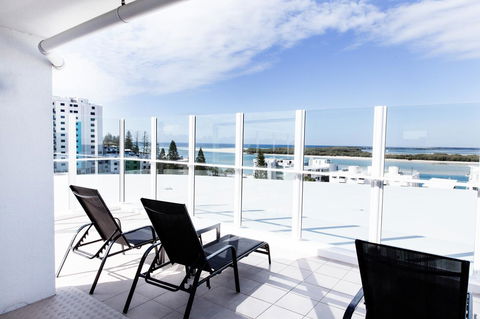 Ocean Views Resort Caloundra - Sunshine Coast Tourism 6