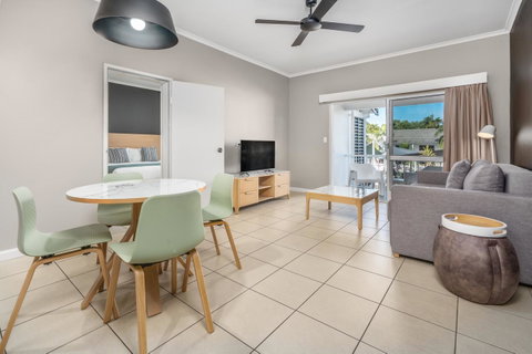 Hotel Grand Chancellor Palm Cove - Sunshine Coast Tourism 15
