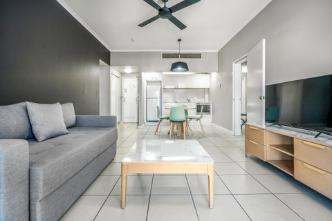 Hotel Grand Chancellor Palm Cove - Sunshine Coast Tourism 3