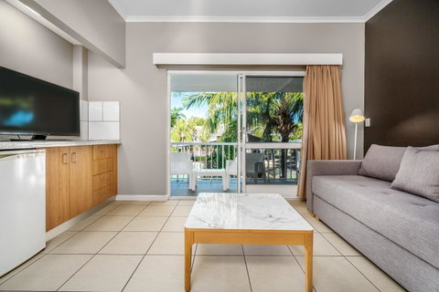 Hotel Grand Chancellor Palm Cove - Sunshine Coast Tourism 21