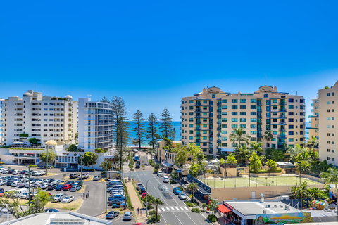 Direct Collective - Sea Breeze Mooloolaba - Sunshine Coast Tourism 0