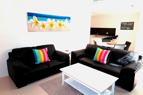 Myuna Holiday Apartments - Holiday Sunshine Coast 8