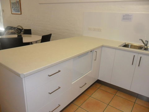 Myuna Holiday Apartments - Holiday Sunshine Coast 33