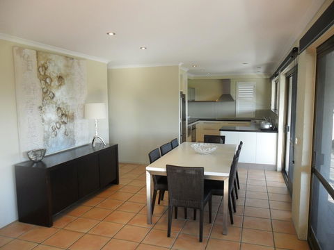 Myuna Holiday Apartments - Holiday Sunshine Coast 14