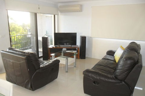 Myuna Holiday Apartments - Holiday Sunshine Coast 4
