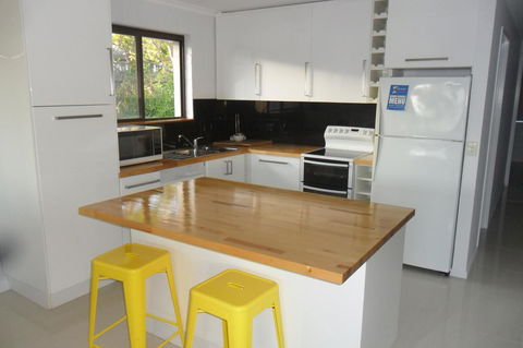 Myuna Holiday Apartments - Holiday Sunshine Coast 13