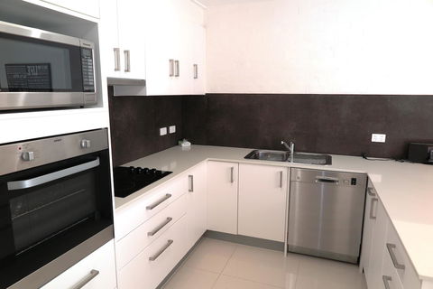 Myuna Holiday Apartments - Holiday Sunshine Coast 7