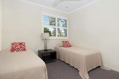 Myuna Holiday Apartments - Holiday Sunshine Coast 19