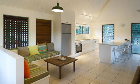 The Retreat Beach Houses - Sunshine Coast Tourism 9