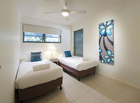 The Retreat Beach Houses - Sunshine Coast Tourism 12