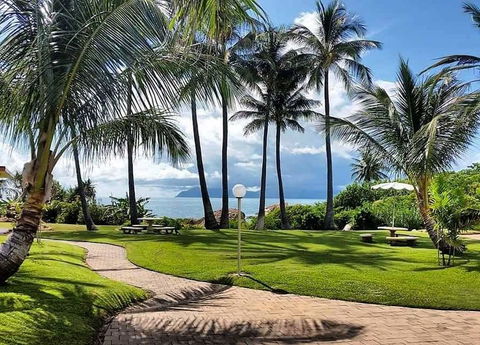 Whitsunday Sands Resort - Sunshine Coast Tourism 3