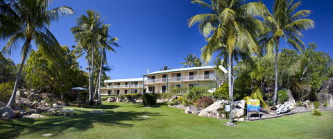 Whitsunday Sands Resort - Sunshine Coast Tourism 43