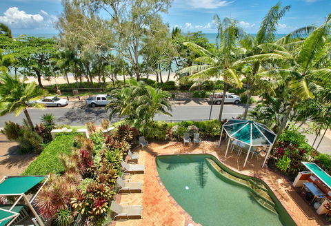 On The Beach Apartments - Holiday Sunshine Coast 21
