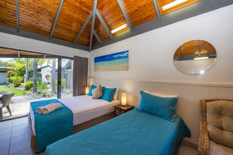 Island Leisure Resort - Holiday Sunshine Coast 2