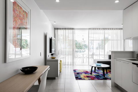 Netanya Noosa Beachfront Resort - Sunshine Coast Tourism 25