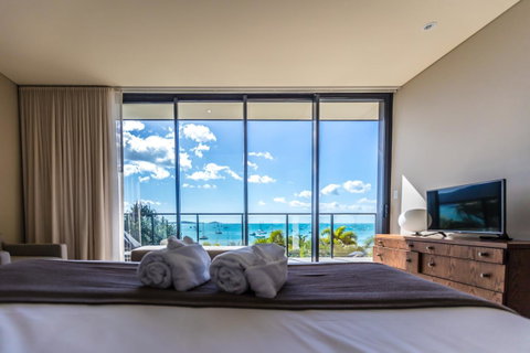Mirage Whitsundays - Sunshine Coast Tourism 27