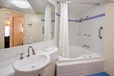 Nautilus Resort Mooloolaba - Sunshine Coast Tourism 24