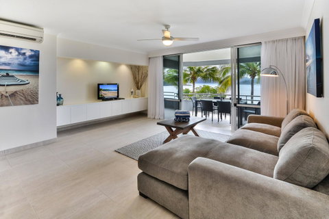 Frangipani 104 - Hamilton Island - Sunshine Coast Tourism 1