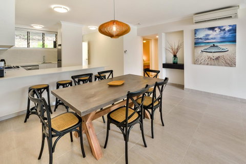 Frangipani 104 - Hamilton Island - Sunshine Coast Tourism 6