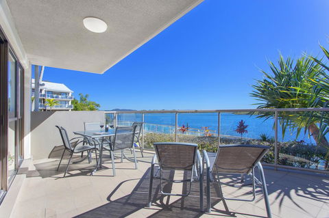 Noosa Shores Resort - Holiday Sunshine Coast 12
