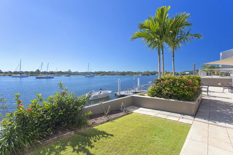Noosa Shores Resort - Holiday Sunshine Coast 37