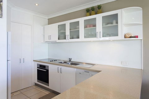 Noosa Shores Resort - Holiday Sunshine Coast 21