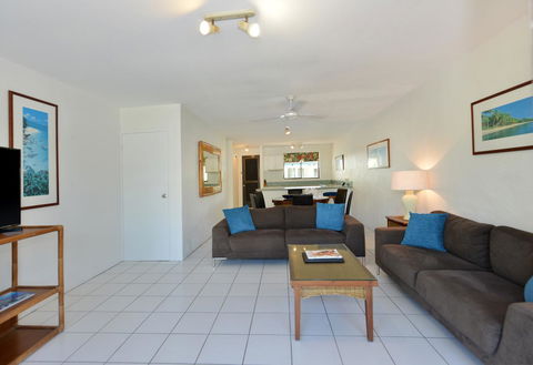 Seascape Holidays At Beachfront Terraces - Holiday Sunshine Coast 12