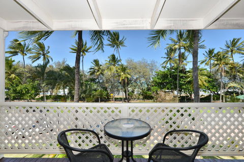 Seascape Holidays At Beachfront Terraces - Holiday Sunshine Coast 29