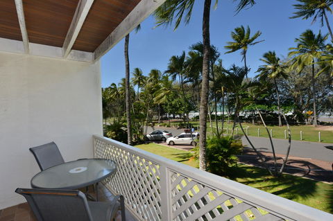 Seascape Holidays At Beachfront Terraces - Holiday Sunshine Coast 13