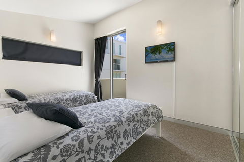 Redvue Holiday Apartments - Sunshine Coast Tourism 31