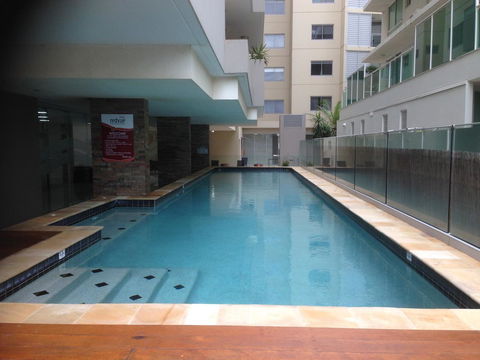 Redvue Holiday Apartments - Sunshine Coast Tourism 9