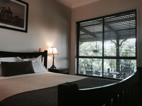The Bearded Dragon Boutique Hotel - Holiday Sunshine Coast 0