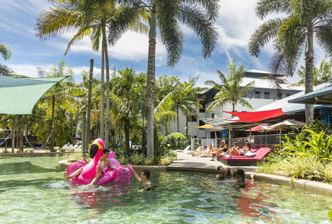 Summer House Cairns - Sunshine Coast Tourism 3
