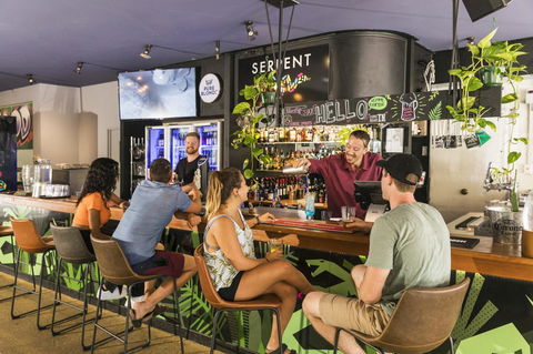 Summer House Cairns - Sunshine Coast Tourism 16