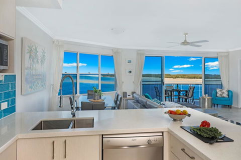 Watermark Resort Caloundra - Sunshine Coast Tourism 25