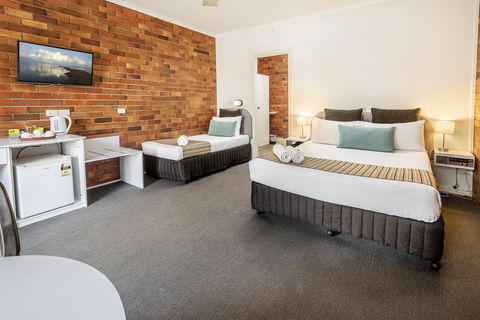The Beach Motel Hervey Bay - Holiday Sunshine Coast 43