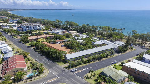The Beach Motel Hervey Bay - Holiday Sunshine Coast 40